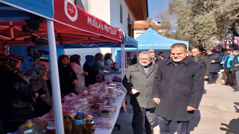 Muğla’da Kahramanmaraş depremlerinin ikinci yılında hayır çarşısı açıldı
