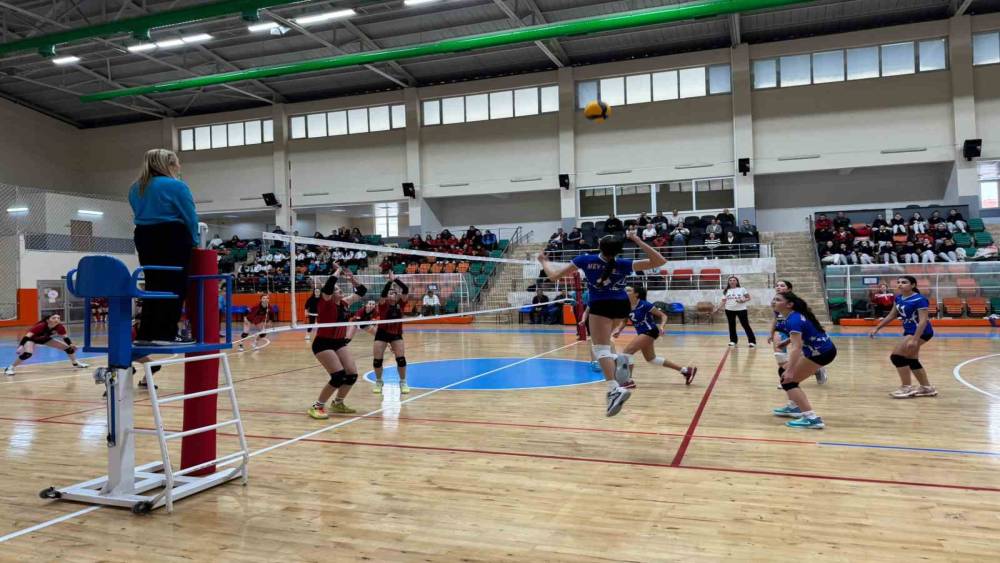 Voleybol Yıldızlar Grup Yarışmaları Aydın’da Başlıyor