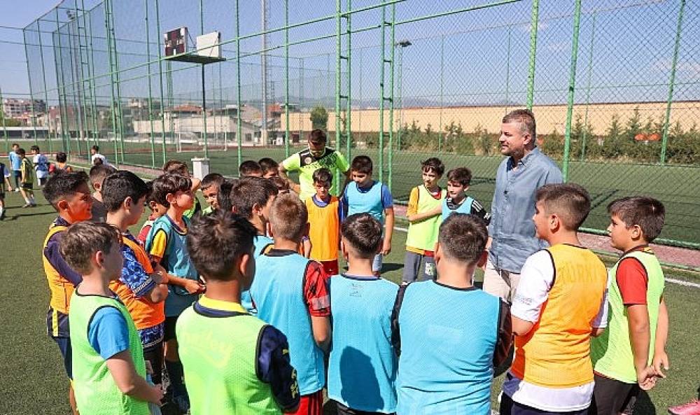 Buca'da kış futbol okulu için kayıtlar başladı