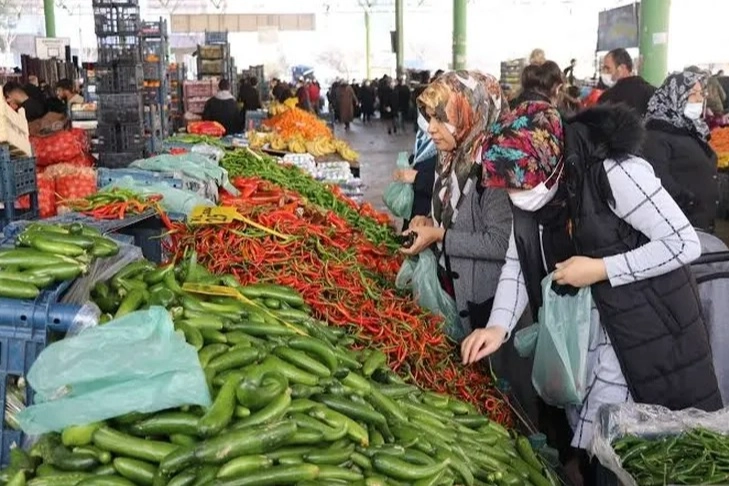 Gıda Enflasyonu Pazara Yansıdı: Artan Fiyatlarla Yeni Satış Stratejileri Gelişiyor