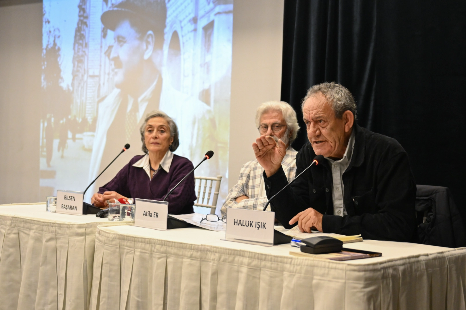 Bornova Kent Söyleşileri, Nazım Hikmet'i Anma Etkinliğiyle Başladı