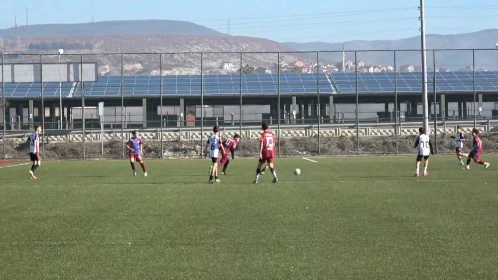 Sömestr tatilinde minik futbolcular için heyecan dolu bir turnuva düzenlendi
