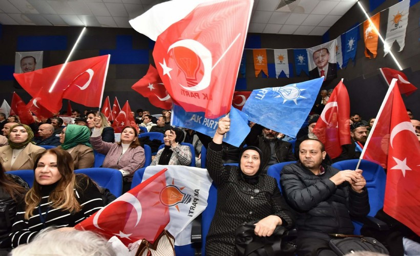 AK Parti Buca İlçe Kongresi Krizle Başladı