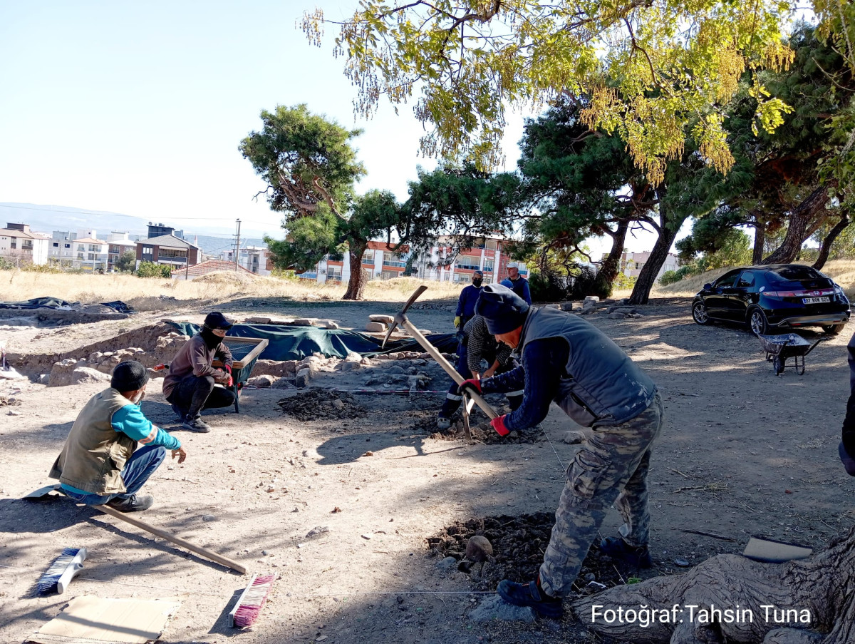 Bergama Kazıldıkça Tarih Fışkırıyor. 