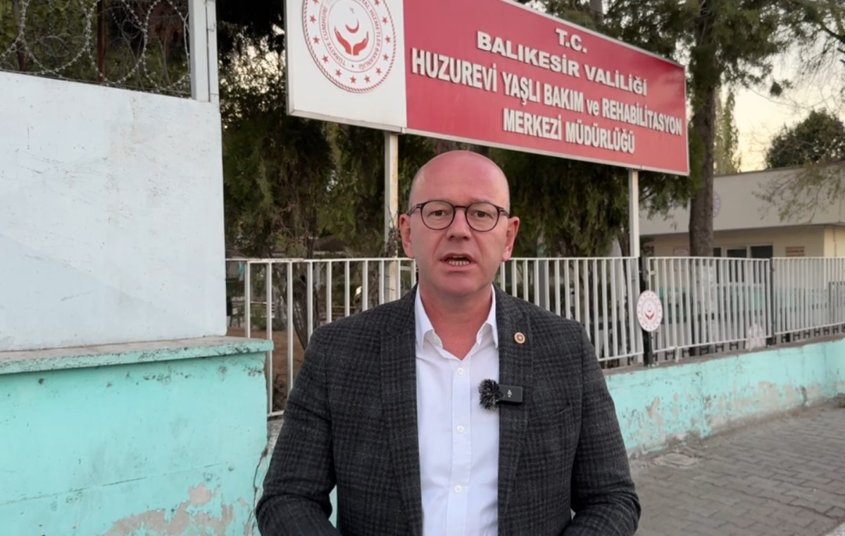 CHP'li Sarı: Aile Bakanlığı Huzurevlerinin Huzurunu Kaçırdı