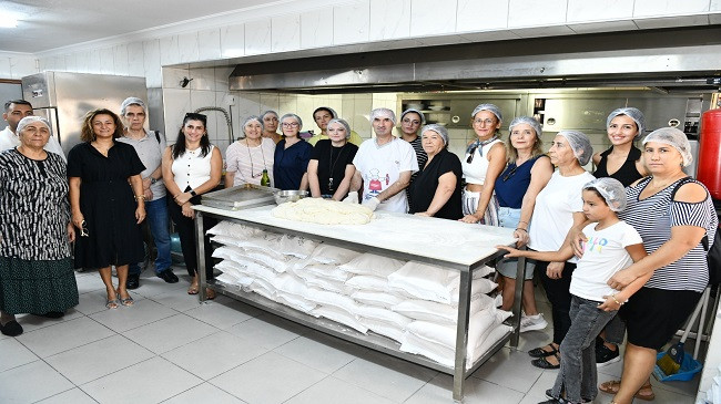 Çiğli’de Ciabatta Ekmek Atölyesi: Kadınlar Hem Öğrendi Hem Eğlendi