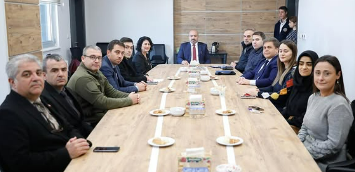 Kınık Belediye Başkanı Sema Bodur, Bağımlılıkla Mücadele Toplantısına Katıldı