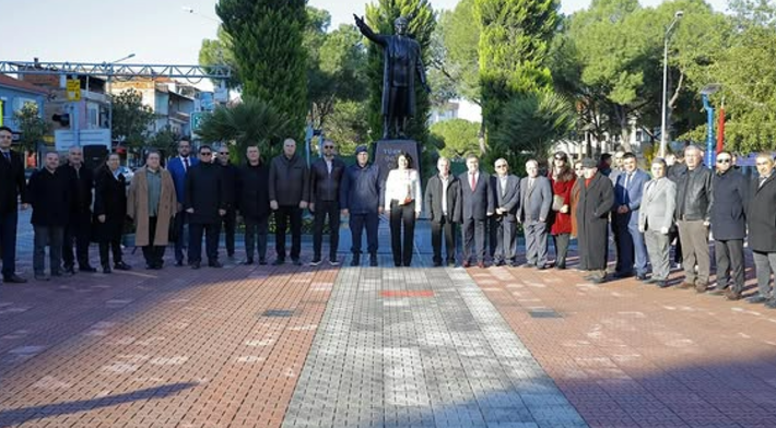 Kınık Belediye Başkanı Sema Bodur, Öğretmenler Günü’nü Anma Töreniyle Kutladı