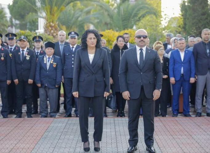 Kınık Belediye Başkanı Sema Bodur: Ulu Önder Mustafa Kemal Atatürk’ü Saygıyla Anıyoruz