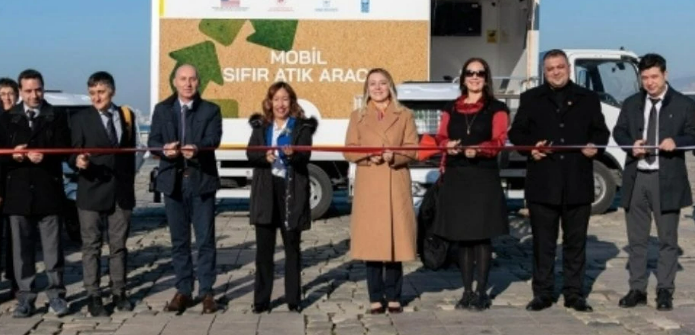 Konak Belediyesi, Sıfır Atık Projesi Kapsamında Yeni Araçlarını Tanıttı