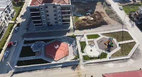 Menderes Belediyesi, Barbaros Mahallesi'ne Yeni Park Kazandırdı