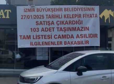 Menemen’de Esnaftan Dikkat Çeken Afiş: İzmir Büyükşehir’in Taşınmazları Satışta